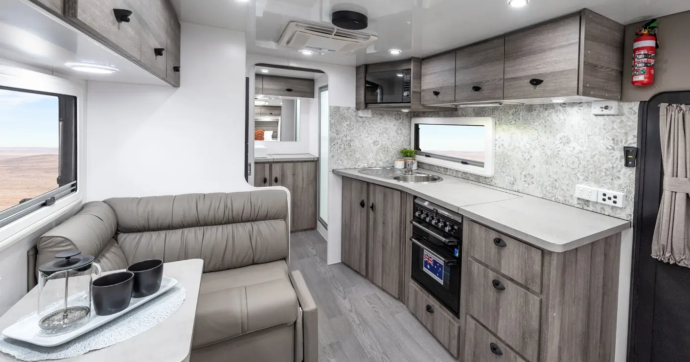 Tornado Option RV
